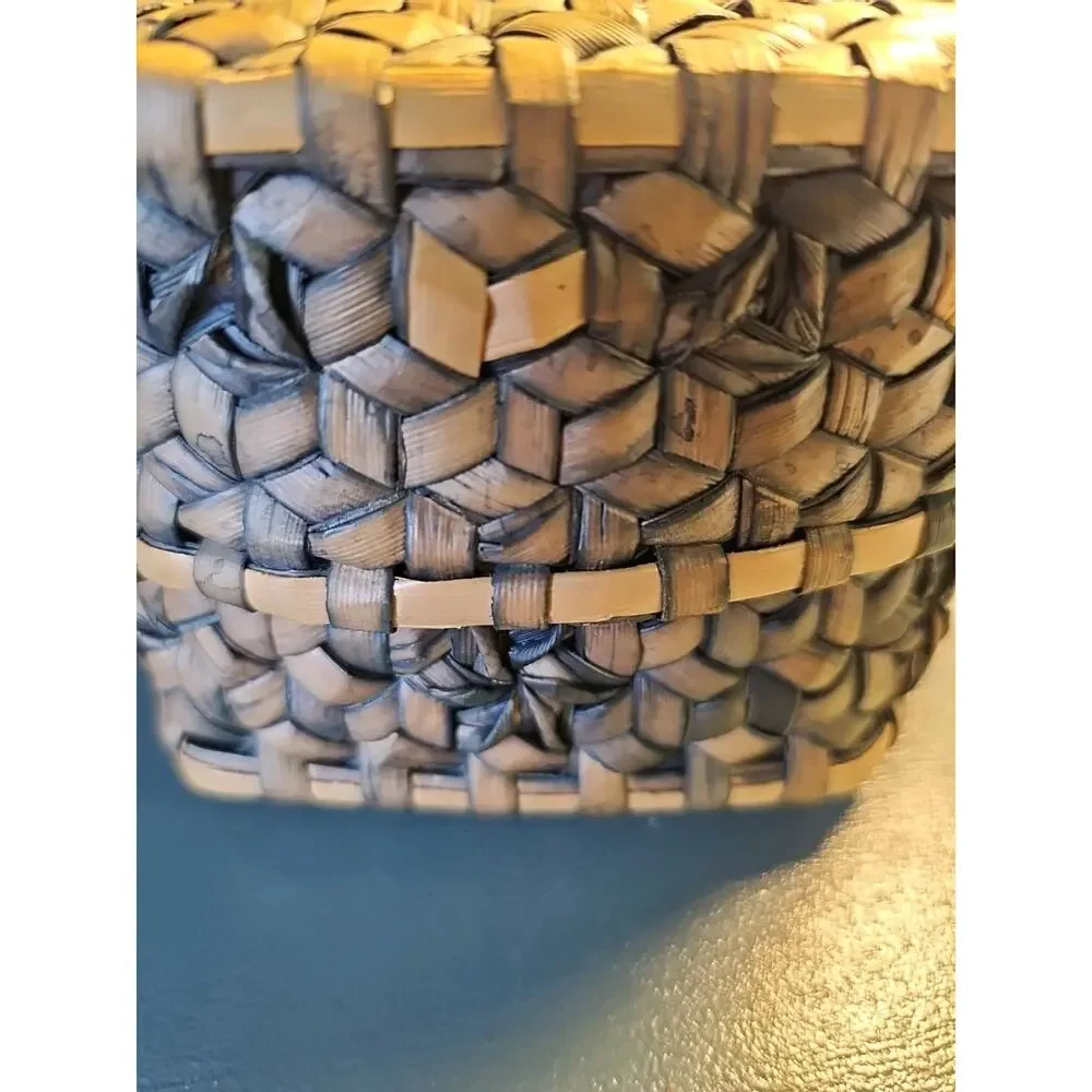 Vintage Woven Grass‎ Basket With Cover. Farmhouse, Sewing.